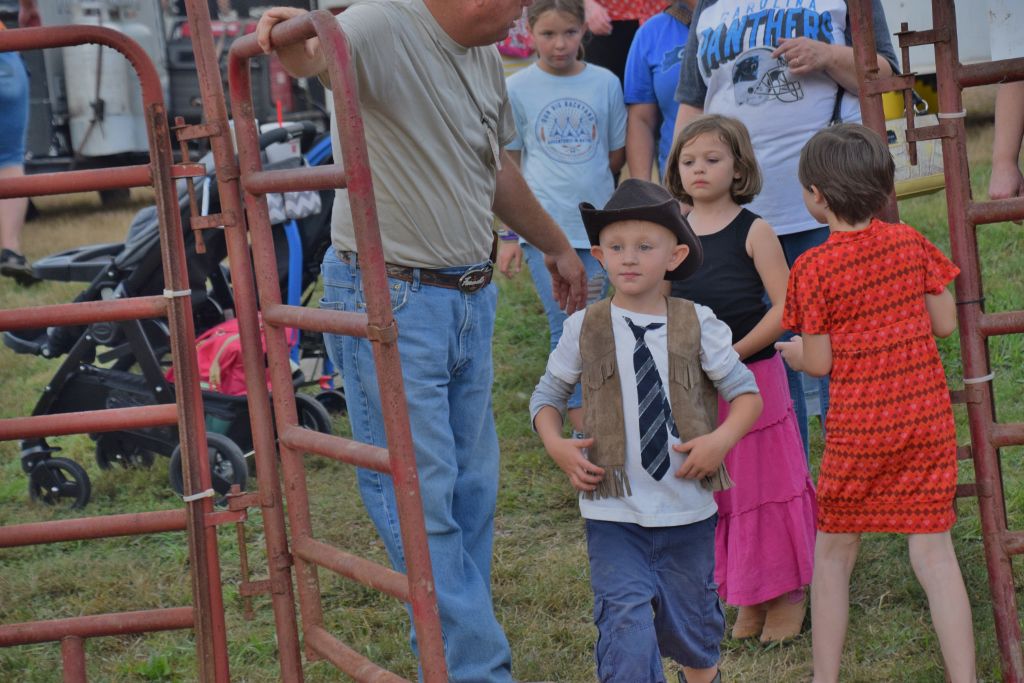 riddle center barn event 10-19 022 (1024x683).jpg
